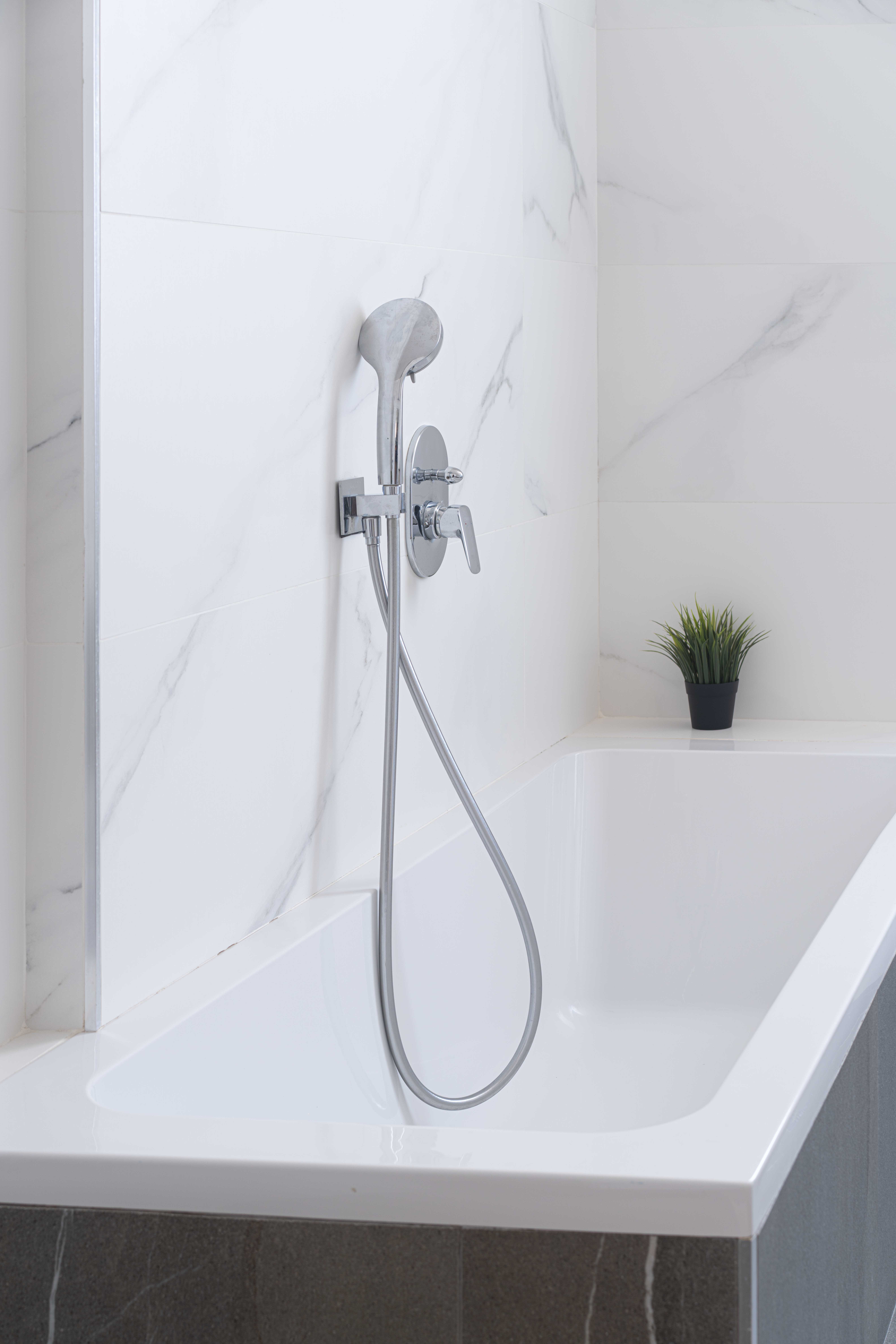 קלוז אפ אמבט